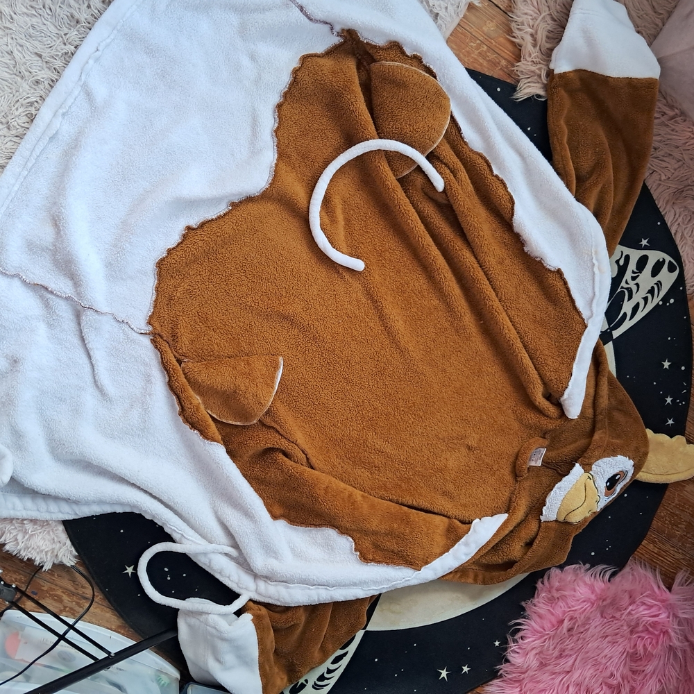 SOLD! Men's Gizmo Frm Gremlins Hooded Robe- Limited Edition - Picture 9 of 13